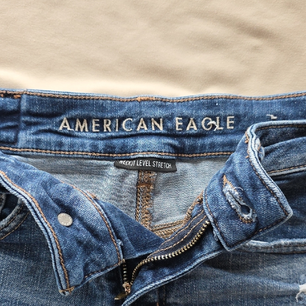 American Eagle Outfitters Blue Distressed High-Rise Jean Shorts - Picture 3 of 9